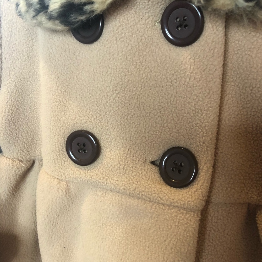 🐆Tan Leopard Coat🐆 - Picture 2 of 4